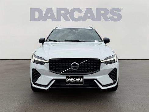 Certified 2025 Volvo XC60 T8 Ultra w/ Climate Package AWD/4WD image 2