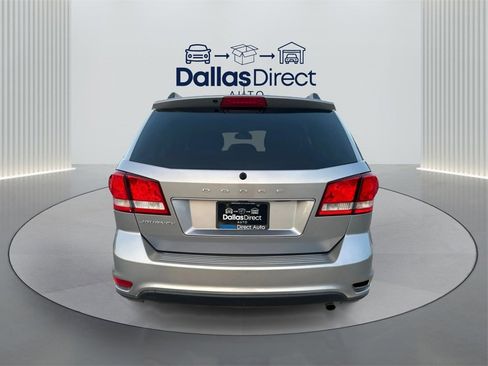 Used 2019 Dodge Journey SE image 7