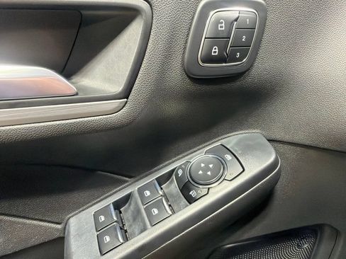 Used 2023 Ford Escape Platinum AWD/4WD image 50