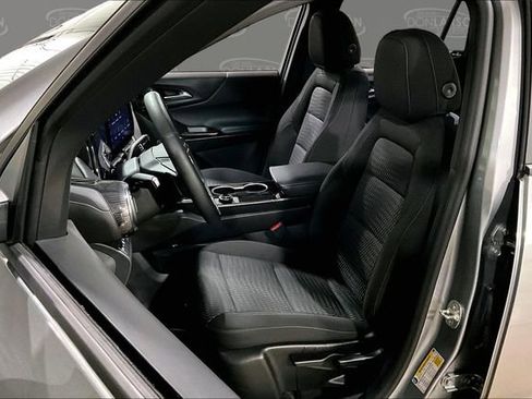 Used 2026 Chevrolet Equinox LT image 13