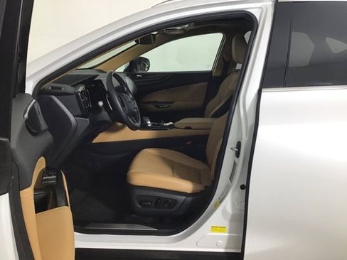 Used 2023 Lexus NX 350 AWD image 9