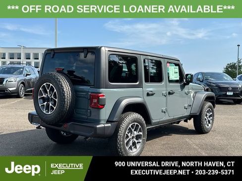Used 2025 Jeep Wrangler Unlimited Sport AWD/4WD image 2