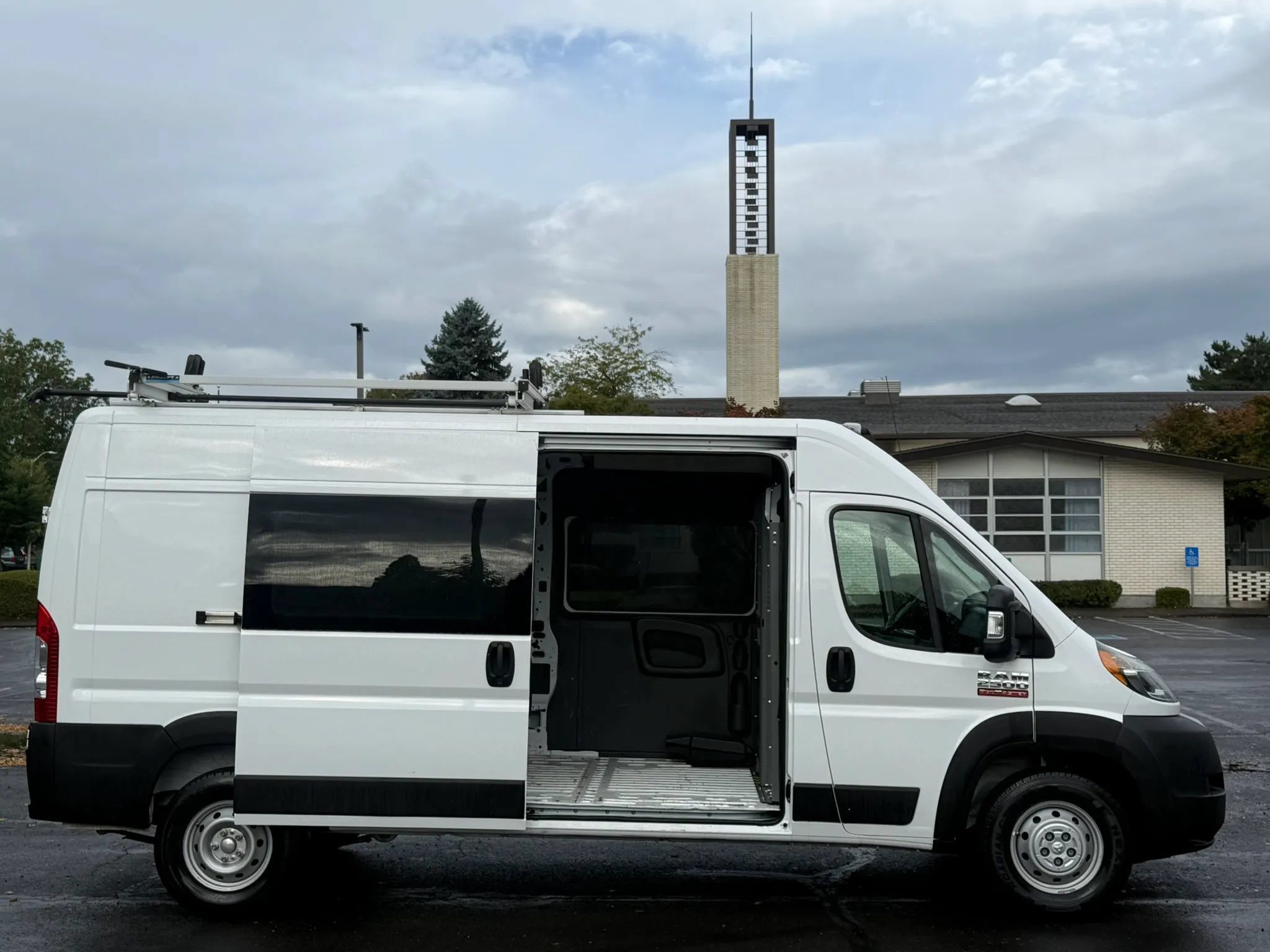 Used 2021 RAM ProMaster 2500 FWD image 24