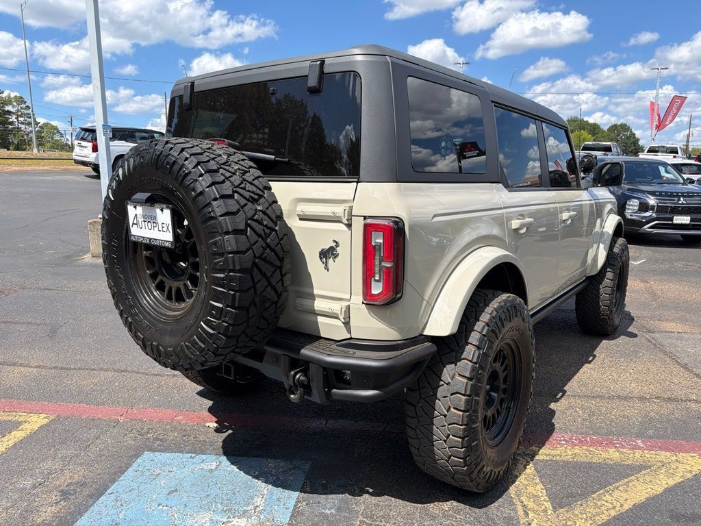 Used 2025 Ford Bronco Outer Banks AWD/4WD image 7
