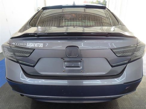 Used 2018 Honda Accord EX-L image 8