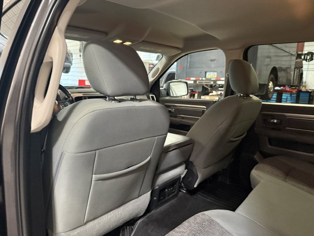 Used 2016 RAM 1500 Big Horn AWD/4WD image 31