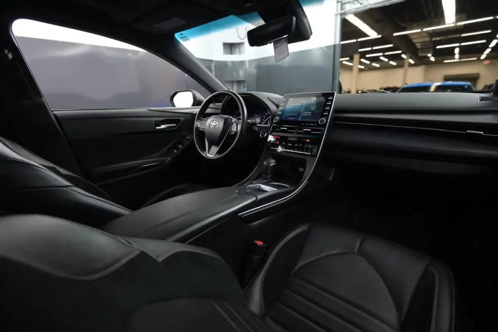Used 2019 Toyota Avalon XSE w/ All Weather Liner Package FWD image 49