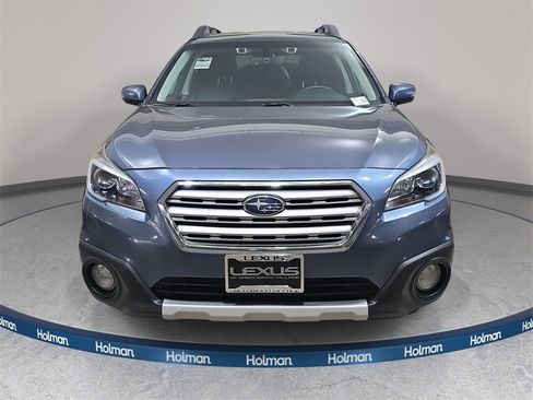 Used 2017 Subaru Outback 3.6R Limited image 3