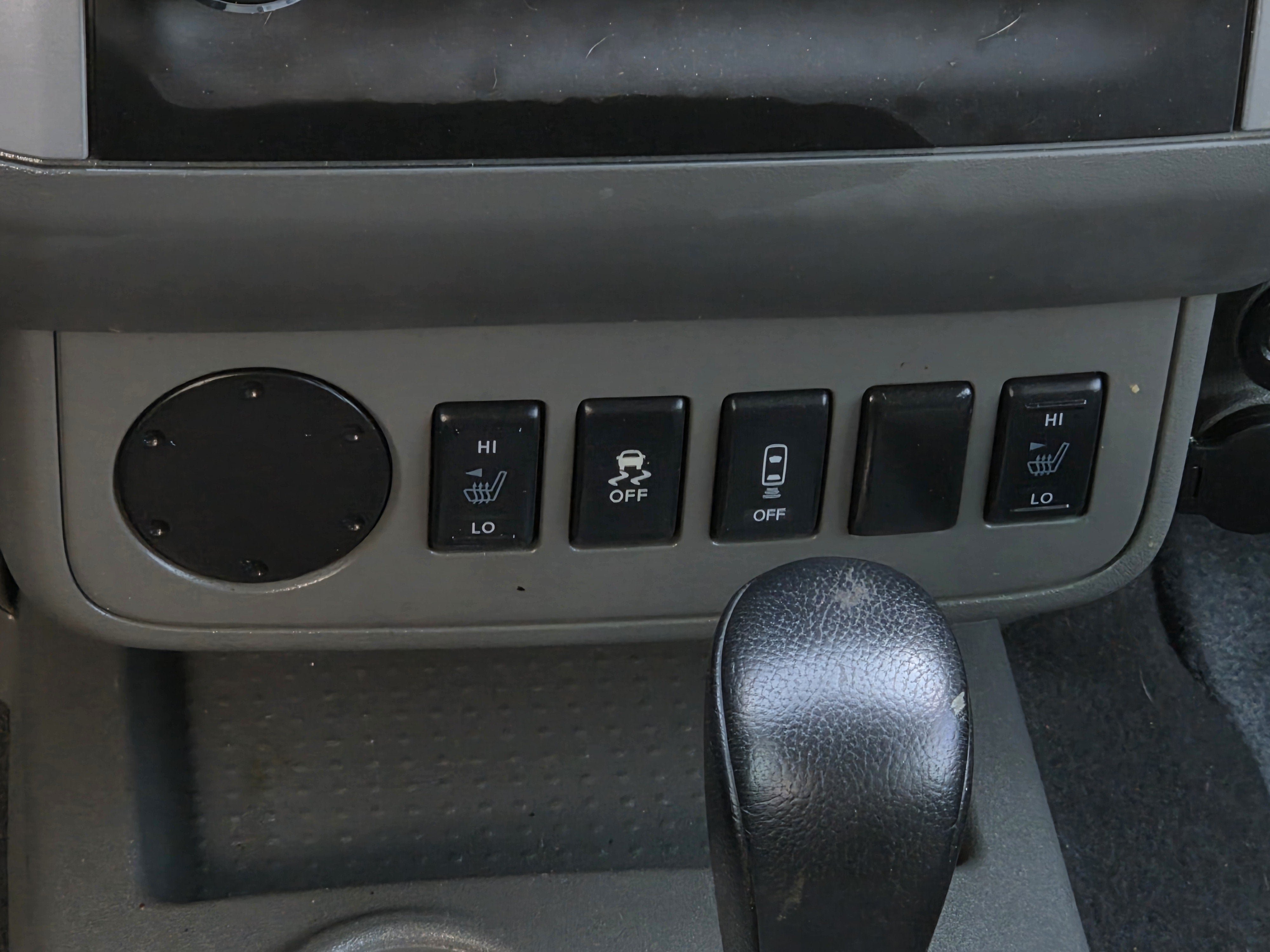 Used 2020 Nissan Frontier SV w/ Midnight Edition Floor Mats RWD image 15