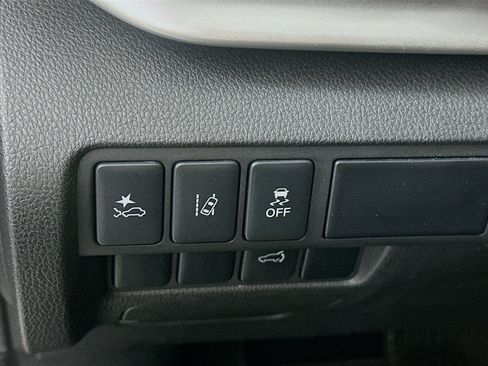 Used 2024 Mitsubishi Eclipse Cross SE AWD/4WD image 16