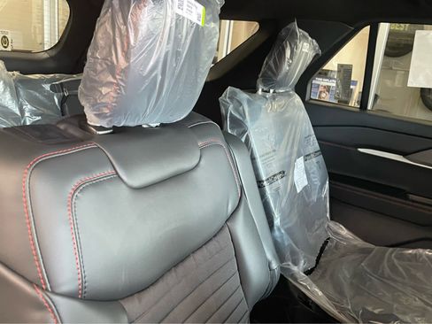 New 2026 Ford Explorer ST-Line image 32