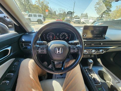 Used 2022 Honda Civic EX image 15