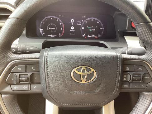 Certified 2024 Toyota Tacoma TRD Sport AWD/4WD image 17