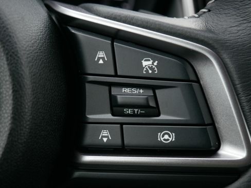 Certified 2025 Subaru Outback Premium image 30