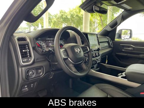 New 2022 RAM 1500 Big Horn image 6