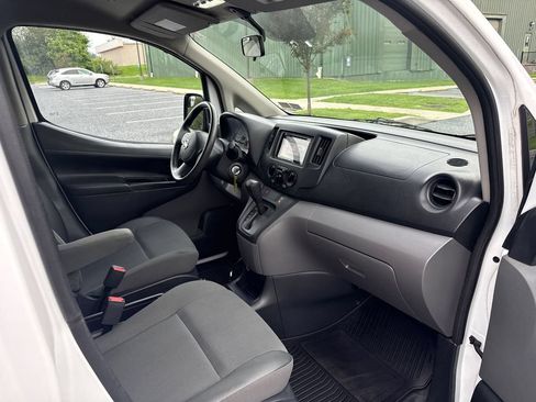 Used 2016 Nissan NV200 S w/ Back Door Glass Package FWD image 14