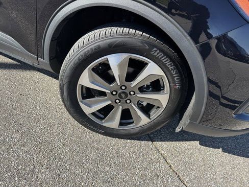 Certified 2025 Ford Escape Platinum w/ Premium Technology Package image 37