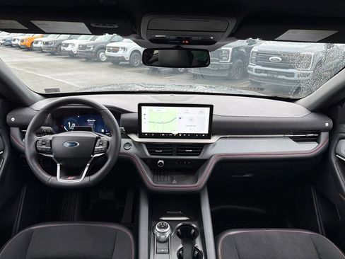Certified 2025 Ford Explorer ST AWD/4WD image 27
