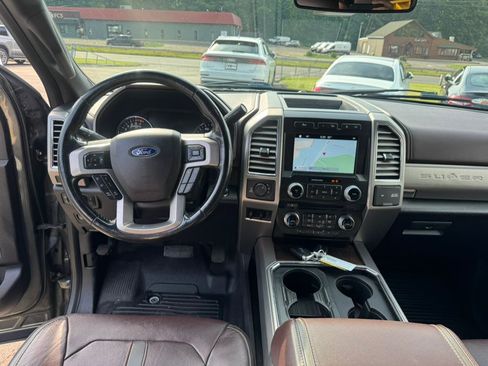 Used 2017 Ford F350 Platinum AWD/4WD image 22