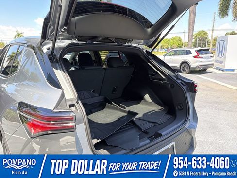 Used 2025 Chevrolet Equinox EV LT FWD image 29