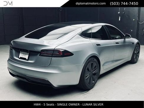 Used 2025 Tesla Model S AWD/4WD image 6