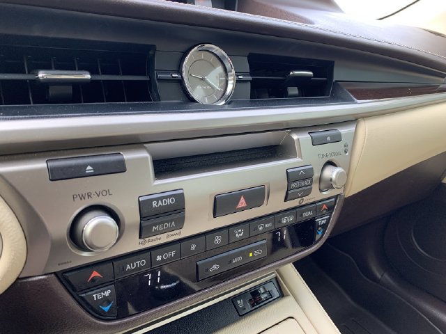 Used 2018 Lexus ES 350 w/ Premier Package FWD image 14
