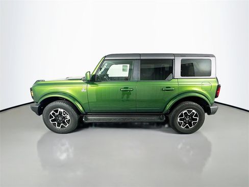 New 2025 Ford Bronco Outer Banks image 4