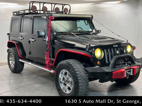 Used 2008 Jeep Wrangler Unlimited Rubicon w/ Dual Top Group AWD/4WD image 7