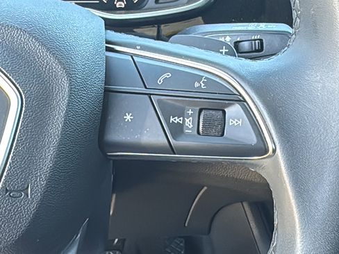 Used 2024 Audi Q3 2.0T Premium Plus w/ Premium Plus Package image 24