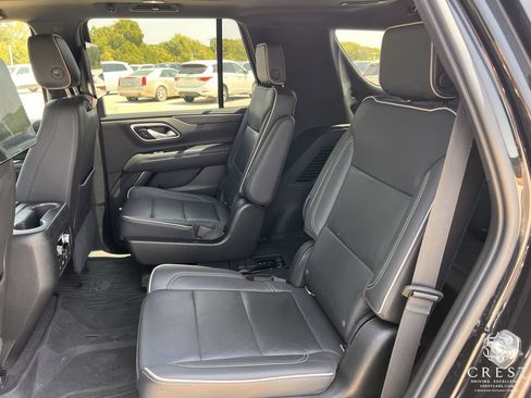 Used 2021 GMC Yukon SLT w/ SLT Luxury Plus Package RWD image 29