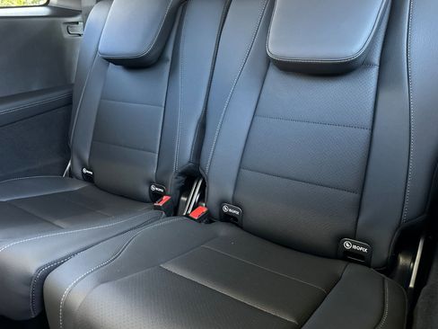 New 2025 Mercedes-Benz GLS 450 4MATIC image 13