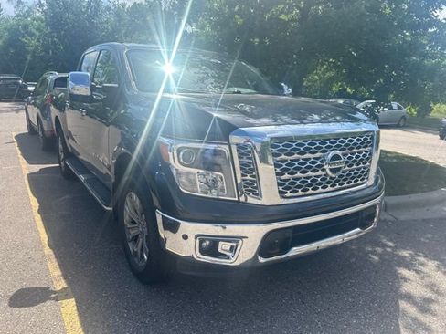 Used 2018 Nissan Titan SL w/ Chrome Package AWD/4WD image 1
