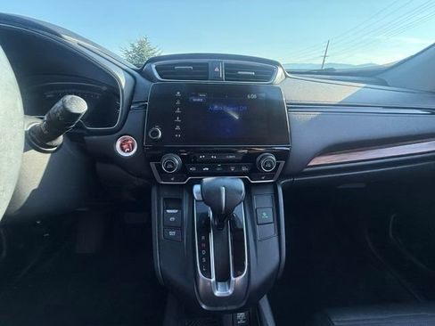 Used 2019 Honda CR-V Touring image 14