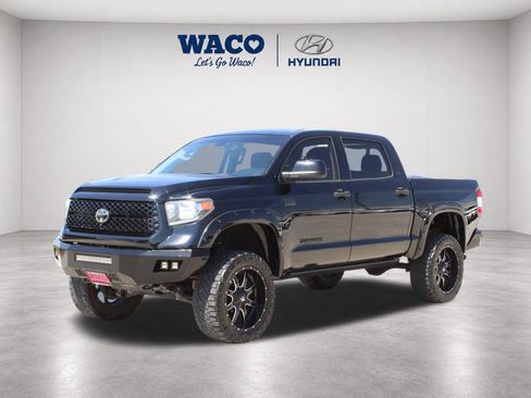 Used 2021 Toyota Tundra SR5 w/ SR5 Upgrade Package AWD/4WD image 3