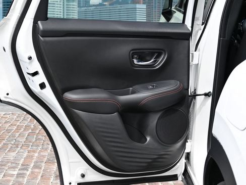 New 2027 Honda HR-V Sport image 11