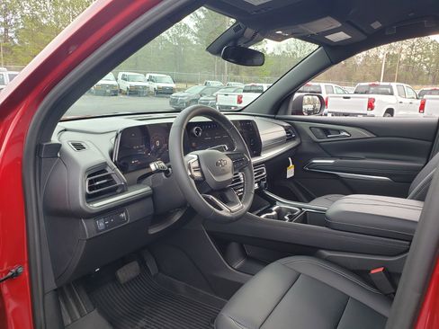 New 2026 Chevrolet Traverse LT w/ Midnight/Sport Edition image 31