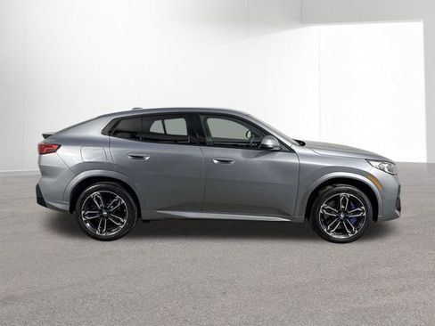 Used 2025 BMW X2 xDrive28i w/ M Sport Package image 37