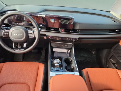 New 2026 Kia Carnival EX FWD image 9