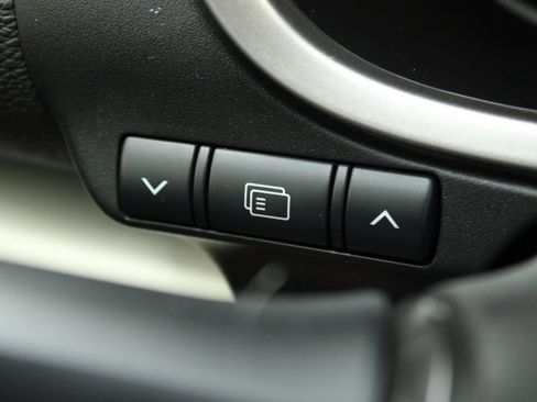 Used 2024 Mitsubishi Eclipse Cross SEL AWD/4WD image 38