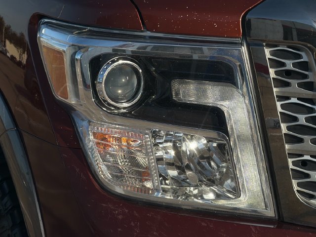 Used 2018 Nissan Titan Platinum Reserve w/ Platinum Utility Package AWD/4WD image 3