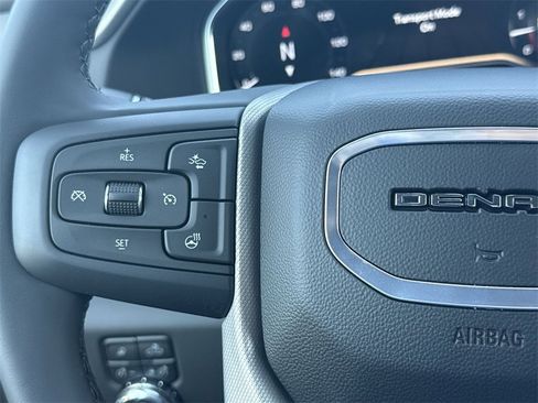 New 2025 GMC Sierra 2500 Denali w/ Denali Reserve Package image 13
