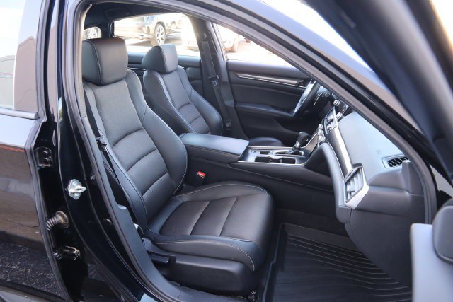Used 2018 Honda Accord Sport image 27