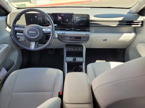 Used 2024 Hyundai Kona SEL FWD image 15