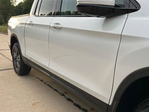 Used 2019 Honda Ridgeline Sport image 5