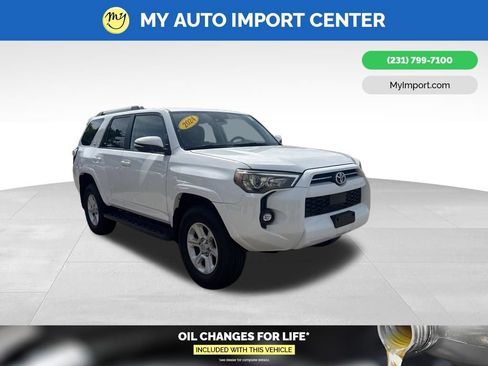 Used 2024 Toyota 4Runner SR5 Premium AWD/4WD image 1