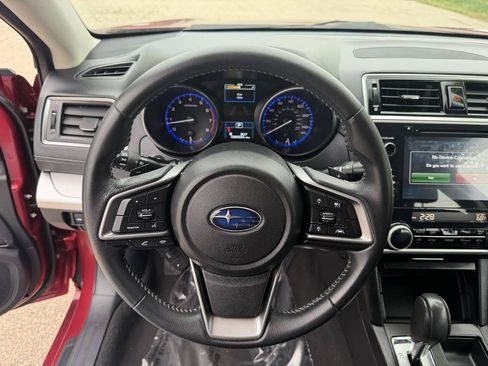 Used 2018 Subaru Legacy 2.5i Premium w/ Eyesight & BSD & Rcta & HBA AWD/4WD image 15