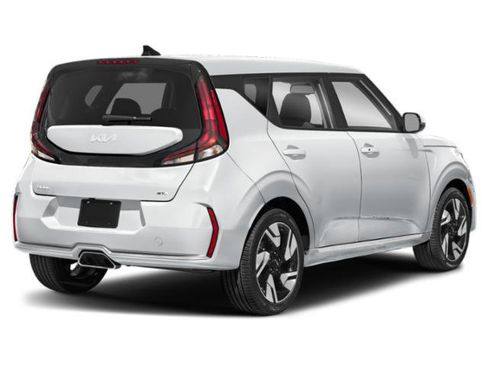 Used 2023 Kia Soul GT-Line w/ GT-Line Technology Package image 2