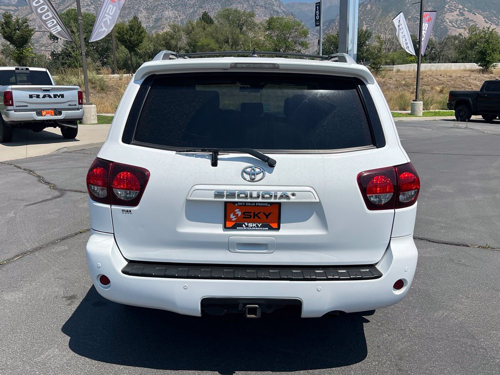 Used 2019 Toyota Sequoia SR5 AWD/4WD image 10