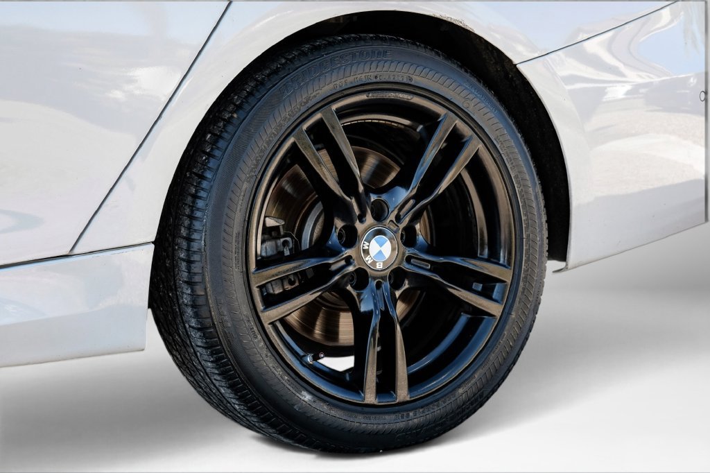 Used 2018 BMW 340i Gran Turismo xDrive AWD/4WD image 64