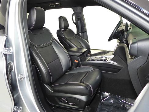 Used 2020 Ford Explorer ST w/ Premium Technology Package image 19